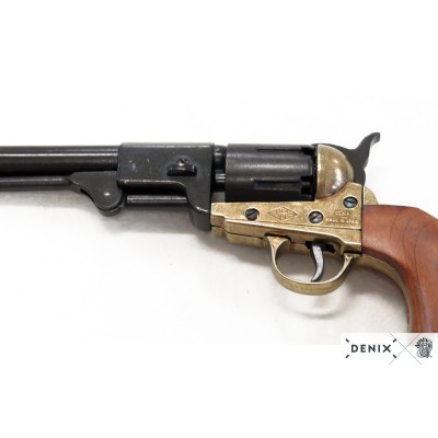 Revólver M1083L