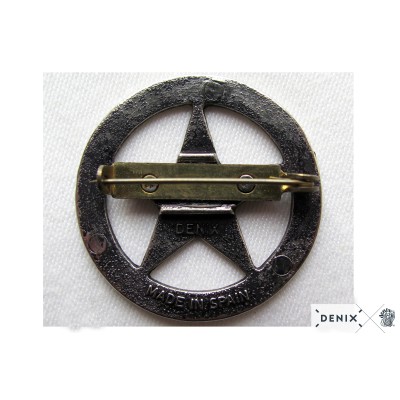 Insignia 102